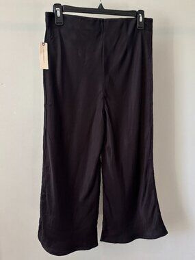 Anthropologie Black Satin Wide-Leg Cropped Pants Medium NWT